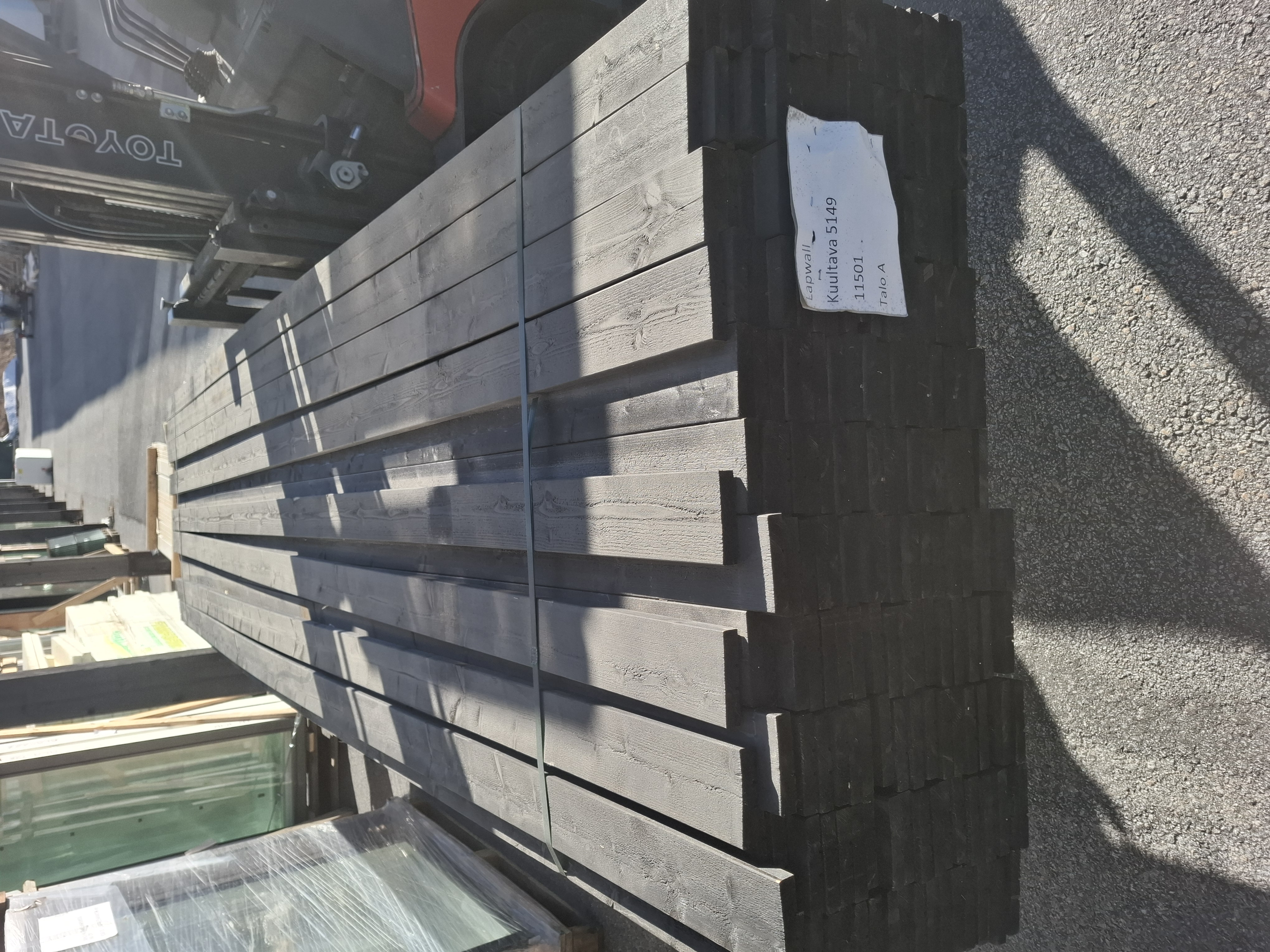 Foderbräde svart. 20 x 95 - 4200mm (1,3€/m)