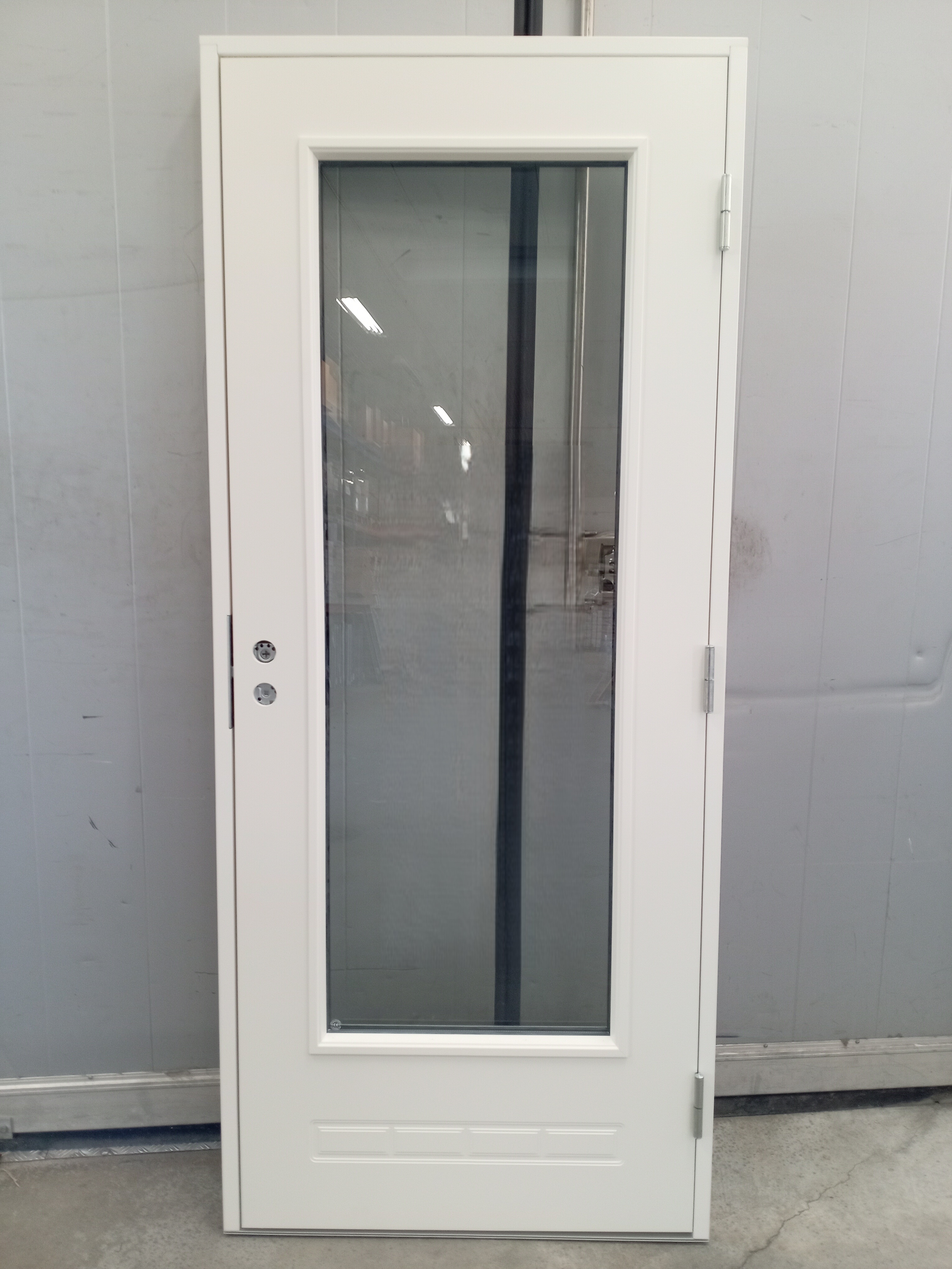 WIC-80 Wicco IO57 M18, 890x2090, Höger, Vit